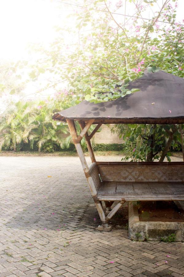 Wisma Amandari Bandar Lampung Exterior foto